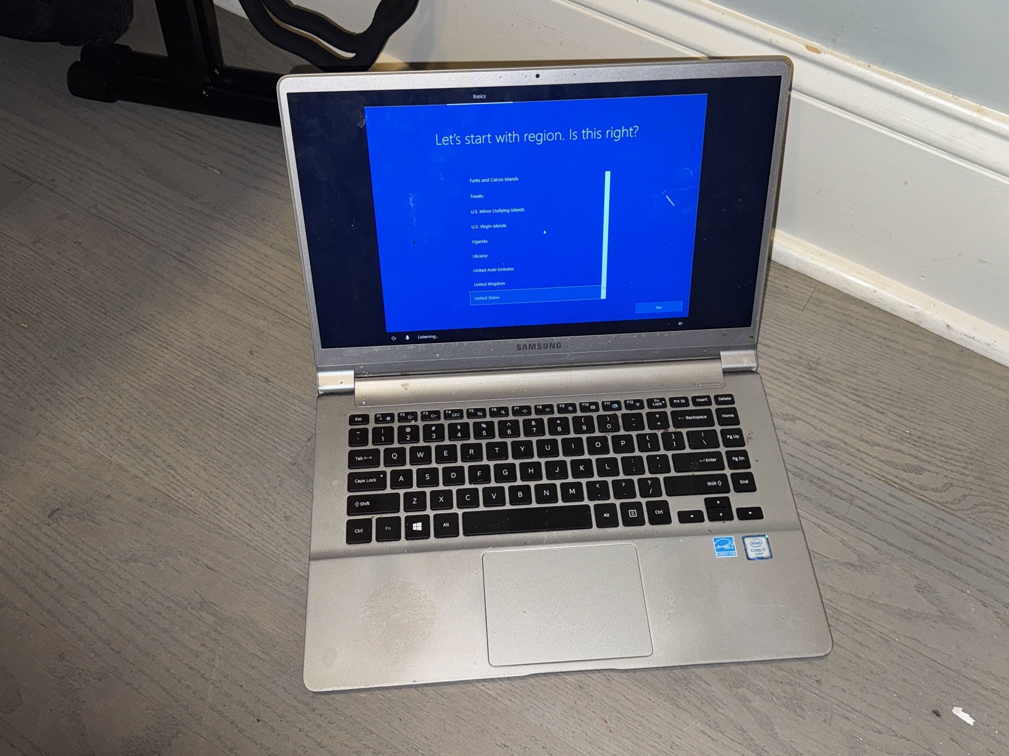 Samsung NP900X5L-K02US Notebook 9 15" Laptop (Iron Silver)