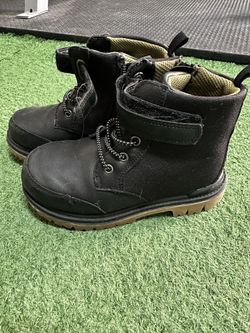 Boys Boots Size 10 