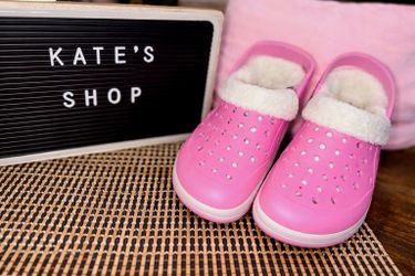 Pantunflas Afelpadas Tipo Crocs