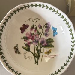 Botanic  Garden Scalloped Bowl 7”