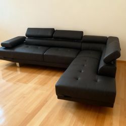 Brand New Leather Sectional Sofa / Sofa Seccional de Leather Nuevo a Estrenar … Fast 🚚