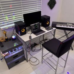 Outside Indoors Music Recording Studio 
