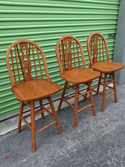 Set of 3 vintage oak wheat back swivel bar stools