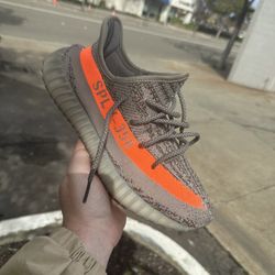 Adidas Yeezy Boost 350 V2 Beluga