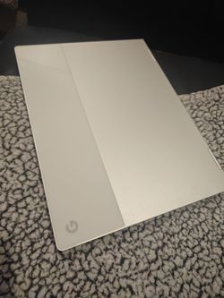 Google Pixelbook 12.3" Touchscreen Chromebook (i5, 8GB RAM, 128GB SSD)