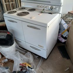 1940 White Firestone Electric Stove 