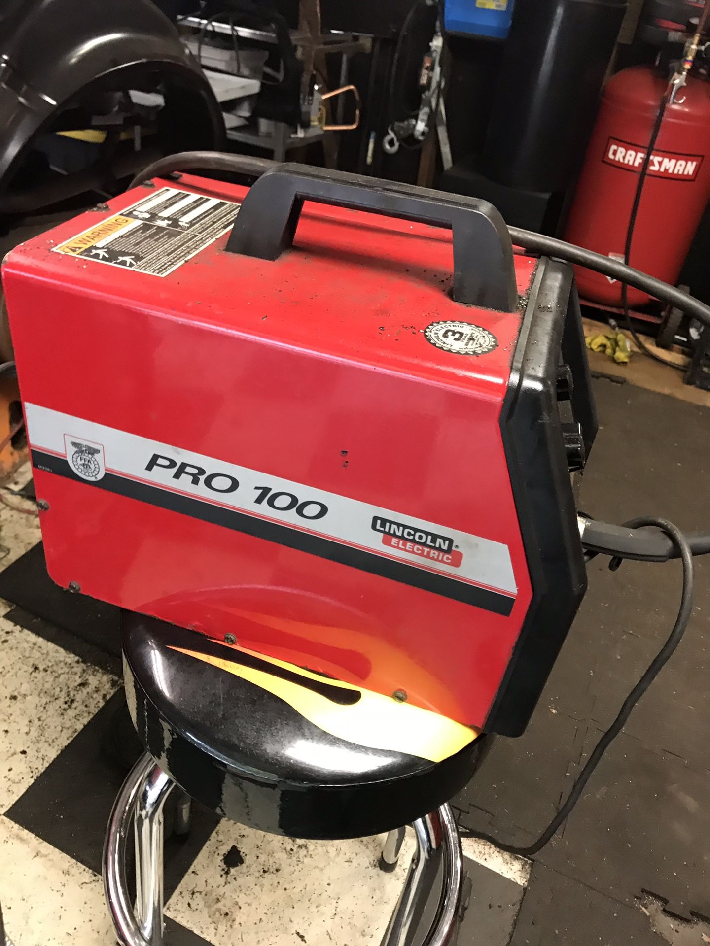 Lincoln Electric pro 100 welder mig flux for Sale in Morton Grove, IL