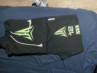 Men’s Nike sweat suit