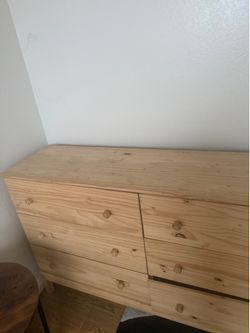 Pine wood dresser