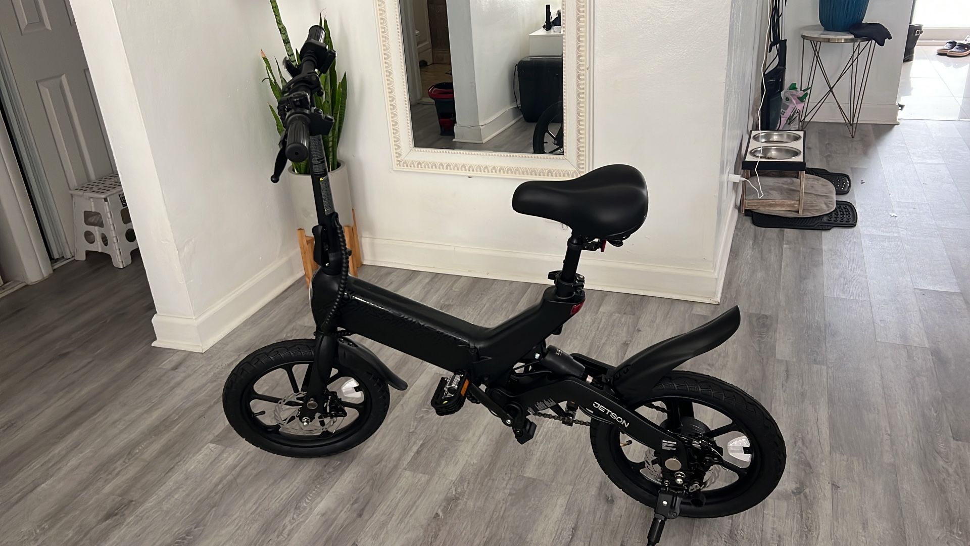 Electric Bike Jetson black/ Bicicleta Electrica