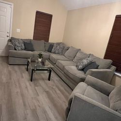 2-Piece Sectional With Recliner