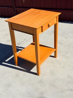 Pemberly Row Solid Wood Printer Stand / End Table in Honey