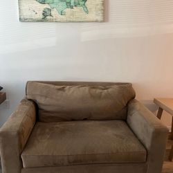 Restoration hardware two seat couch 