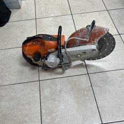 Concrete Saw 