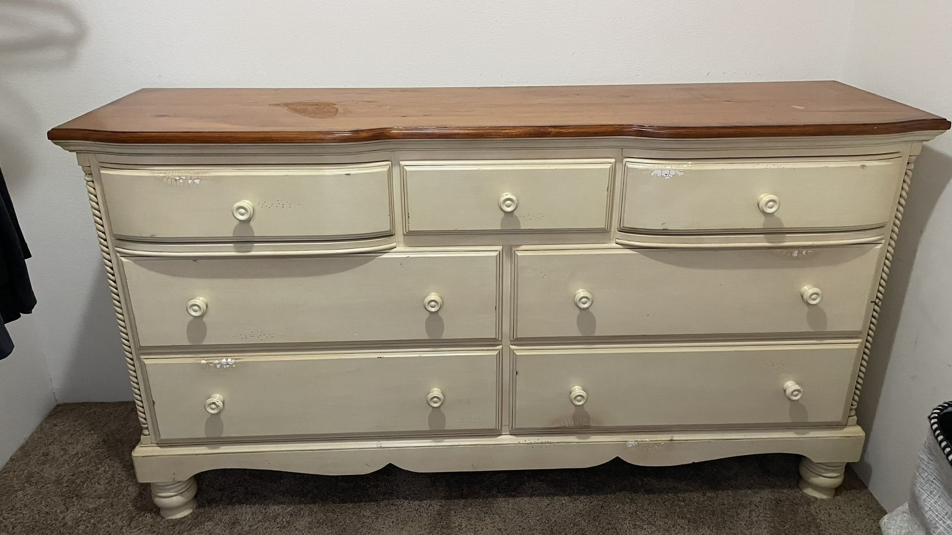 Dressers And Night Stands