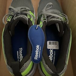 Reebok Woman Shoes 