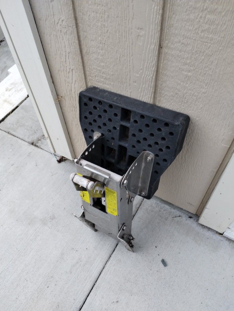 Outboard Motor Bracket Stainless Steel Rated Up To 25hp for Sale in San