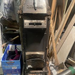 Antique "Zentral" German Cast Iron COAL Stove – Model 054S210 – All Original