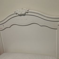 Bed frame & Drawer Chest 