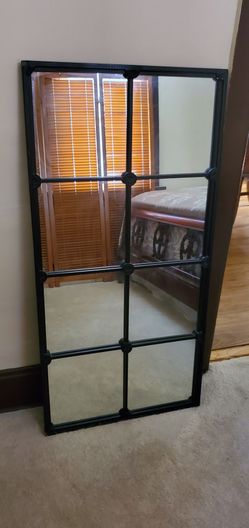 Black 8-Pane Decorative Mirror