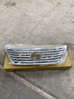 Lexus LS460 Grille