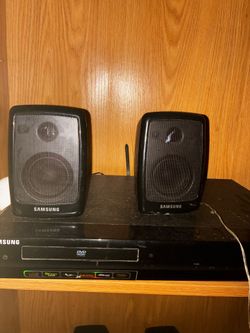 Speakers and surround sound system