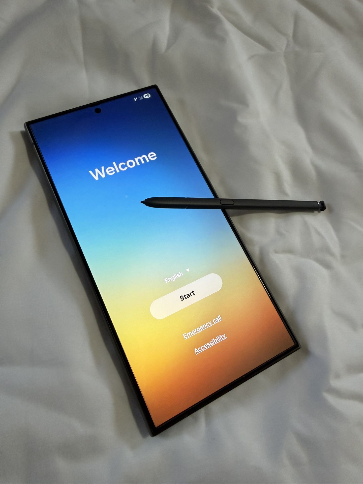 Samsung Galaxy S24 (256GB) - Unlocked 