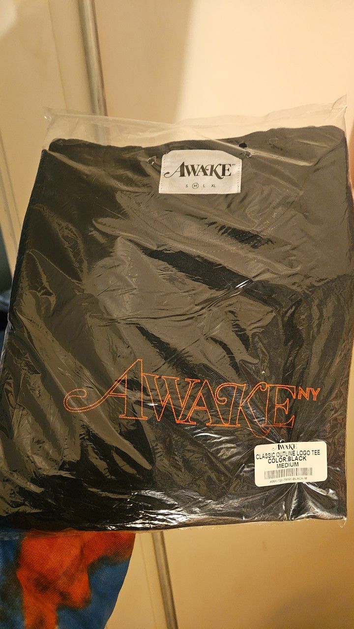 Awake Shirt Medium 