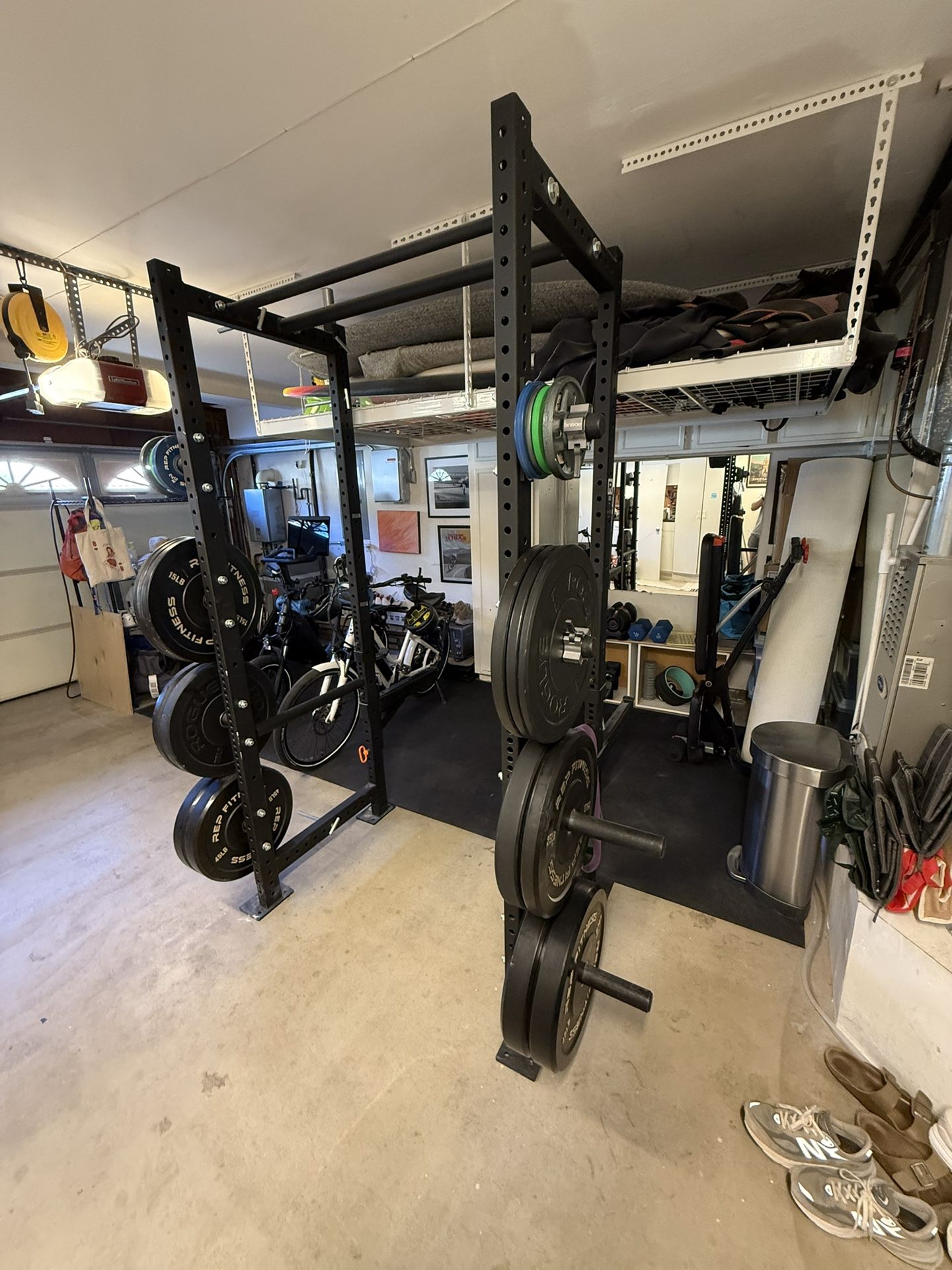 Rogue R-3 squat rack with pull up bar, barbell and concrete anchors