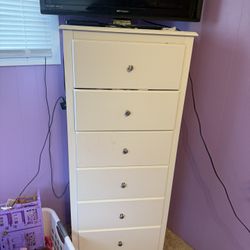 6  Drawers Chest Dresser 