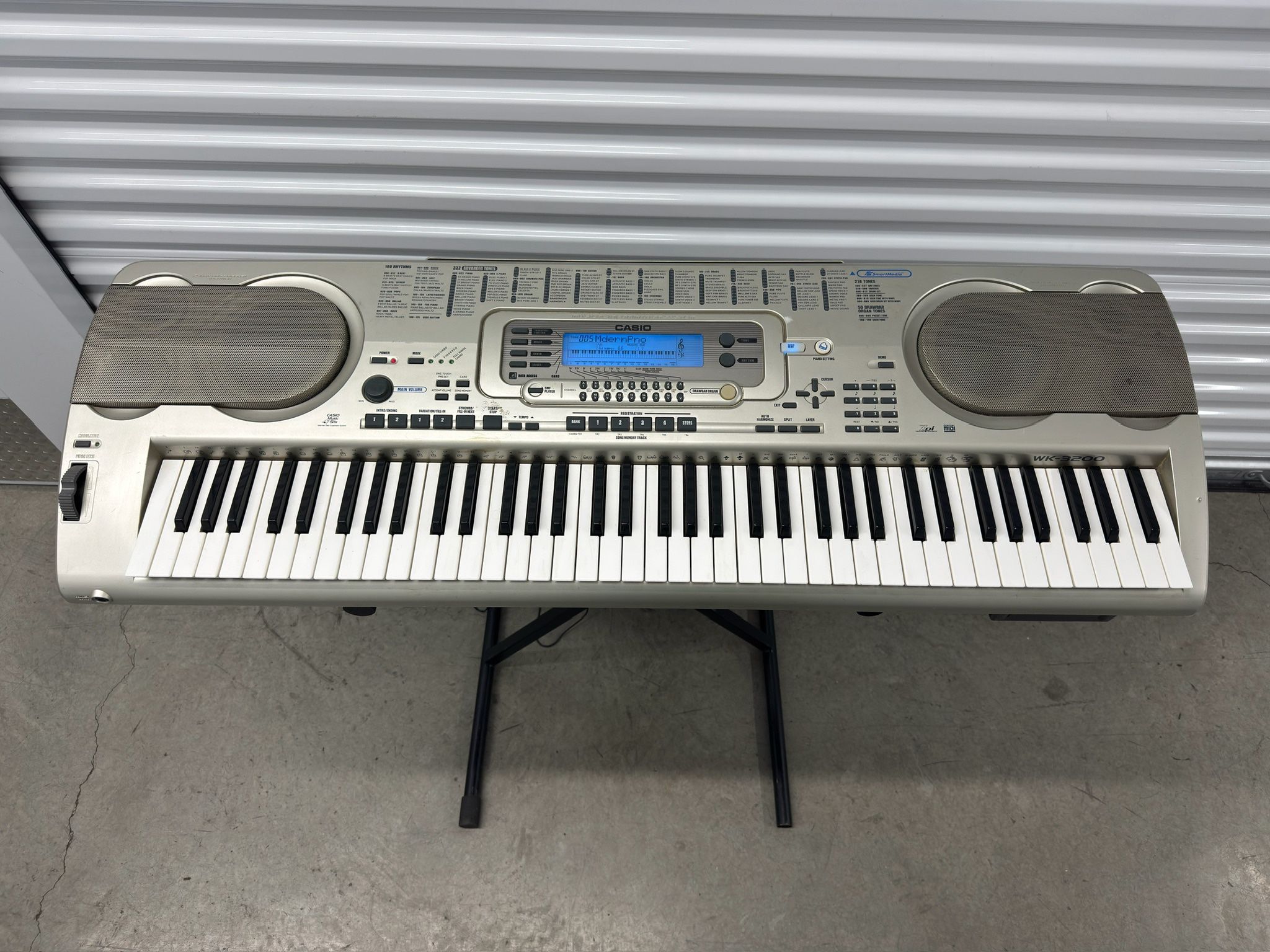 Casio WK‑3200 76‑Key Portable Keyboard / Workstation – Good Condition, Works Great