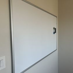 Magnetic Whiteboard