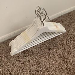 Wood Hanger (8ea)