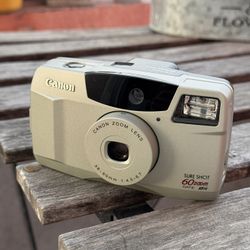 Vintage Canon Sureshot Zoom 60 - 35mm Film Camera 