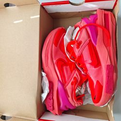 Nike Fontanka Edge Shoes, Size 7.5 Womens