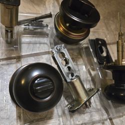2x Exterior Entry Door Knob and Single Cylinder Deadbolt Combo Pack