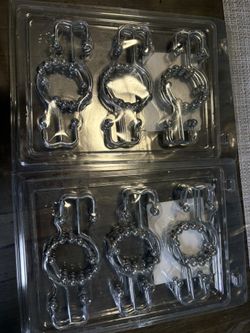 Bathroom curtain rings
