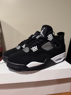 AJ 4 White Thunder Men size 9 , 10