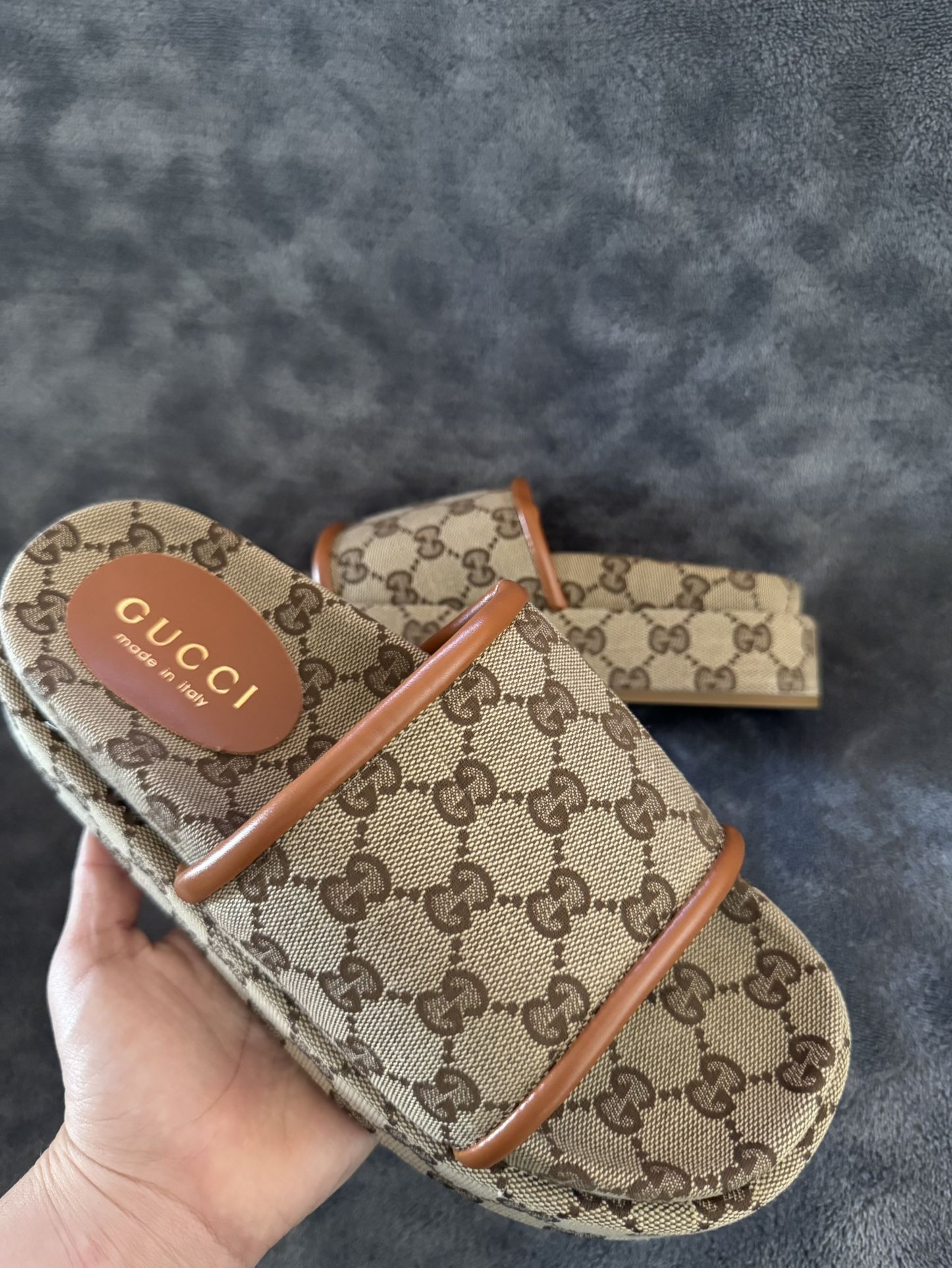 GG Platform Sandals π€