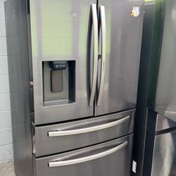 SAMSUNG REFRIGERATOR NEW!!