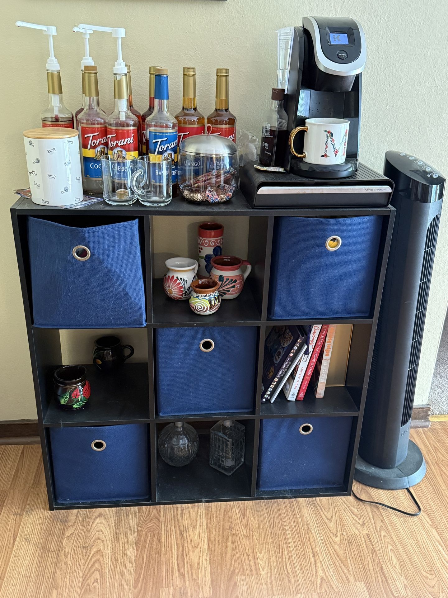 Cube Shelf With Boxes