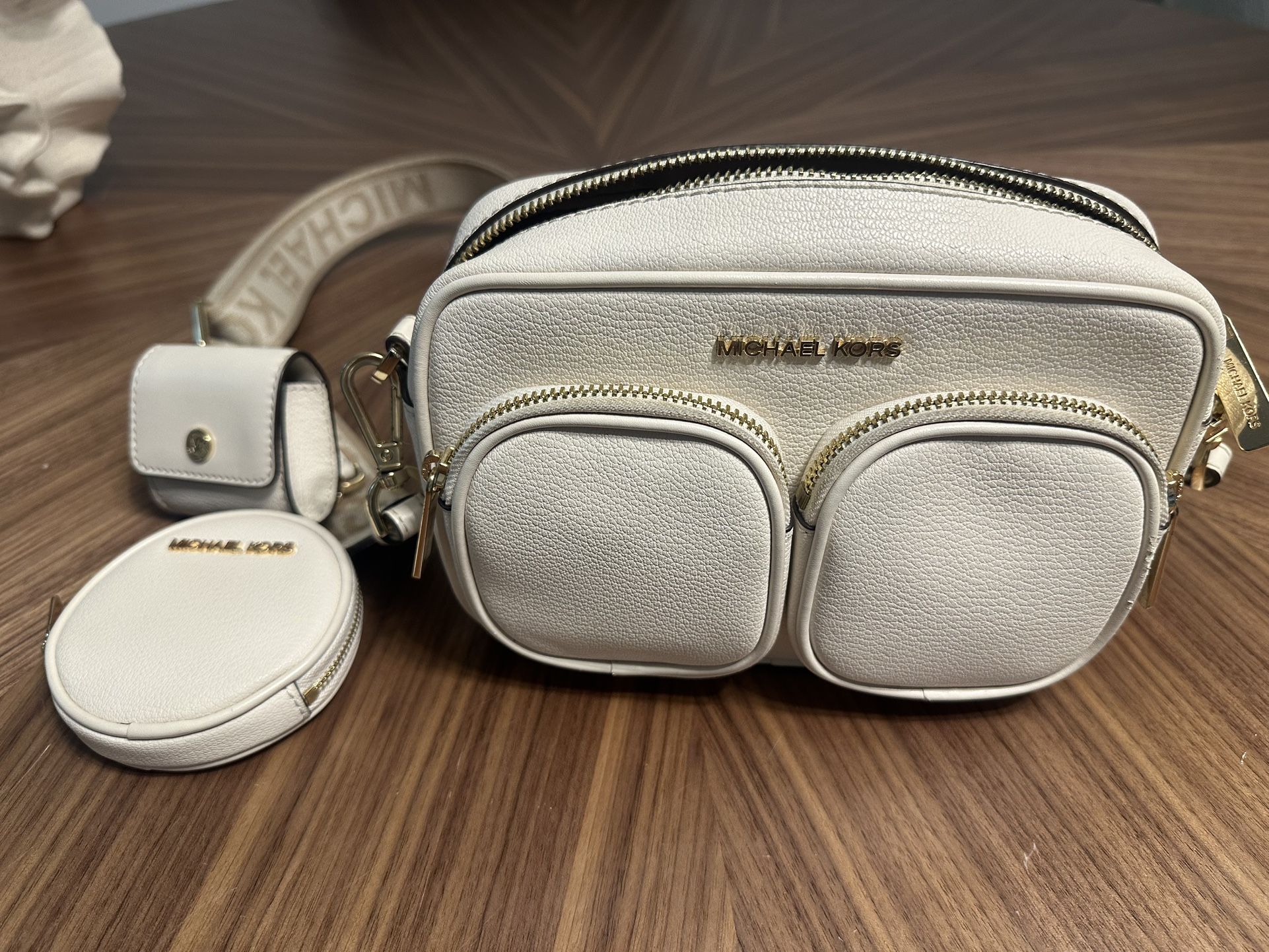 MICHAEL KORS BAG đź’Ľ