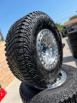 315 70 17 Goodyear 90% life With KMC wheels for Toyota Tacoma Chevy Silverado GMC