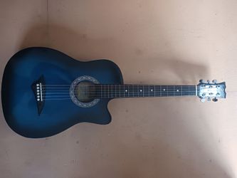 Acoustic GUITAR Junior size. Nylon strings