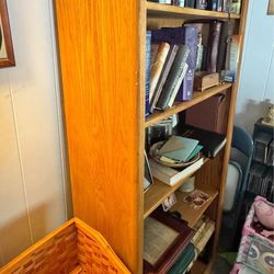 Bookshelve