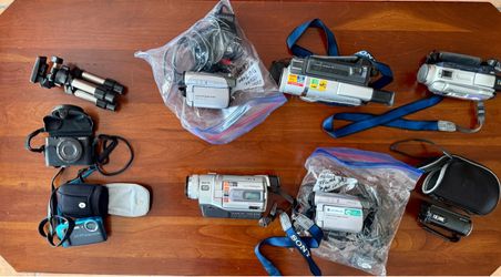 Sony digital picture cameras & video cameras