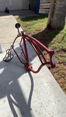 Vintage Schwinn, Beach Cruiser, Frame Only, Chicago Made, 26” Adult Size Frame, -NO FORK, NO CHAINGAURD,NO CRANK-,Located in La Habra