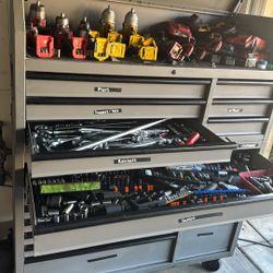 HUGE MECHANIC SALE drills Wrenches Ratches Extension Jacks Tools Pliers  Milwaukee Pittsburgh Snap On Skillz Icon Dewalt