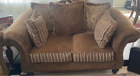 Loveseat