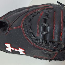 Lk New Under Armor  UACM-100Y Catcher's Baseball Mitt rhtLk New Under Armor  UACM-100Y Catcher's Baseball Mitt rht